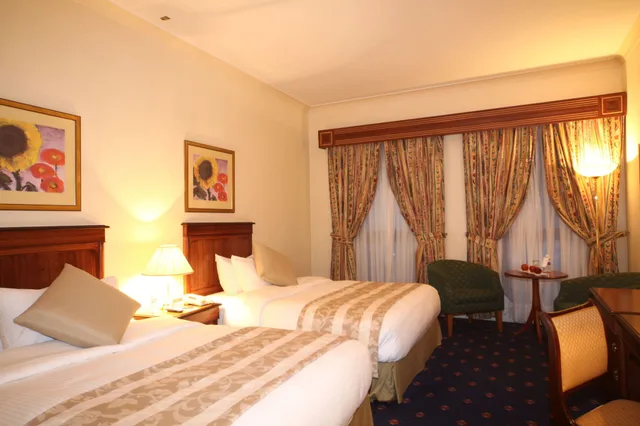 غرفة كلاسيكية بسريرين منفصلين للمدخنين لذوي الإعاقة، دار الهجرة إنتر كونتيننتال(Intercontinental Dar Al Hijra Madinah) 1/7