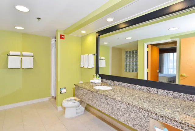 1 Bedroom, Holiday Inn Express Boone 10/10
