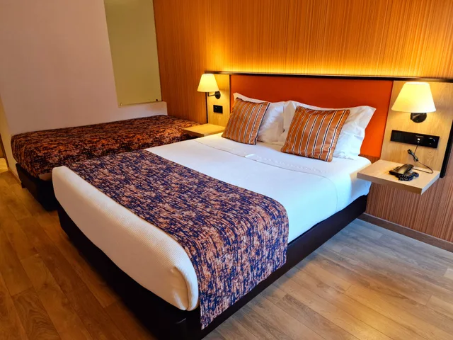 غرفة قياسية ثلاثية، Hotel 3K Porto Aeroporto 1/3
