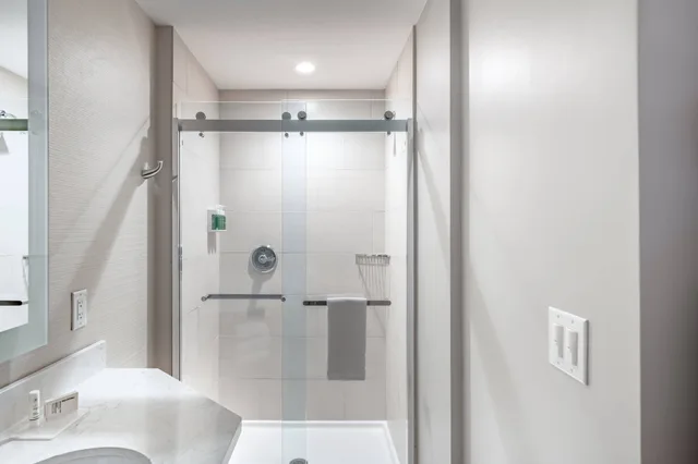 جناح بسريرين كوين مع أريكة، SpringHill Suites by Marriott Fort Worth Historic Stockyards 3/3