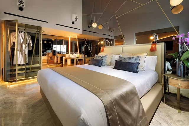 Club, Suite, Double Bed, Ushuaia Ibiza Beach Hotel - Adults Only 1/4