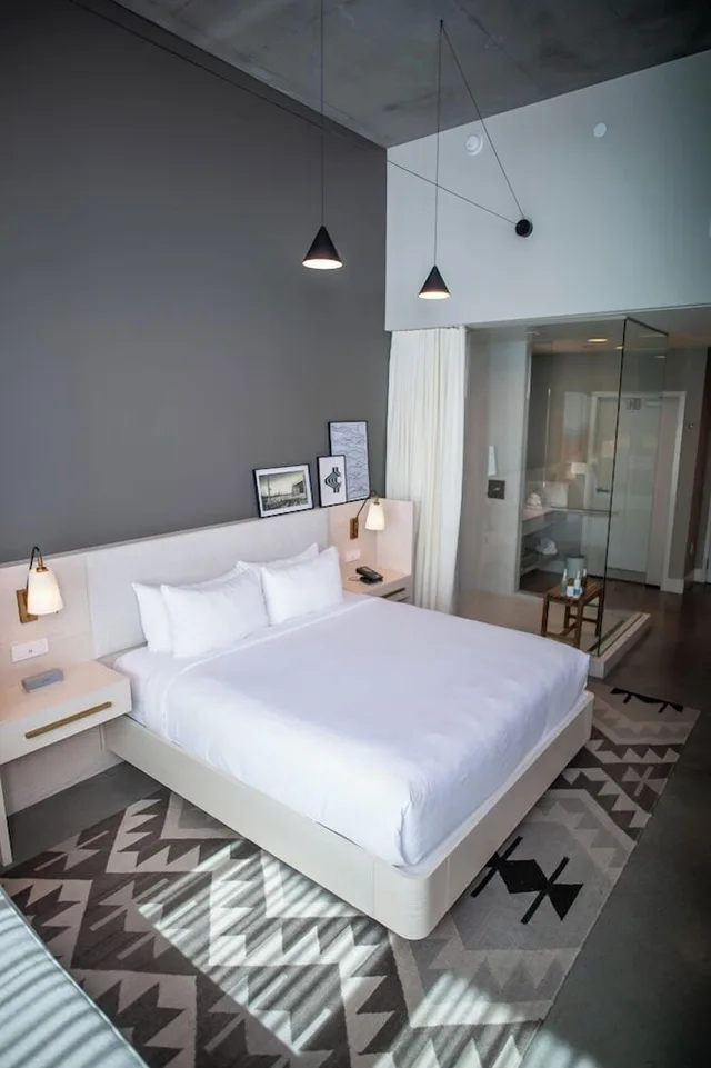 Premium, Cabana, King Bed، Mountain Shadows 3/10