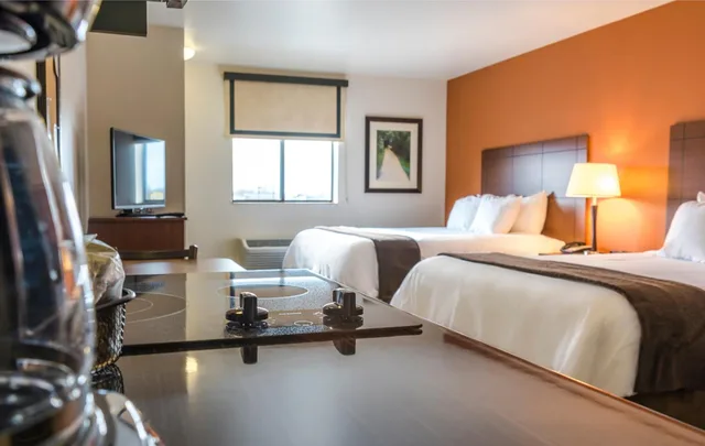 غرفة بسرير مزدوج، My Place Hotel-Kansas City/Independence Mo 7/10