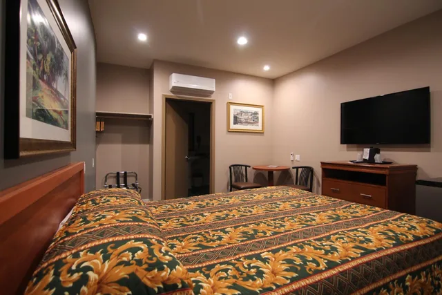 غرفة بسرير كوين لذوي الإعاقة، Dunes Inn Wilshire 5/9