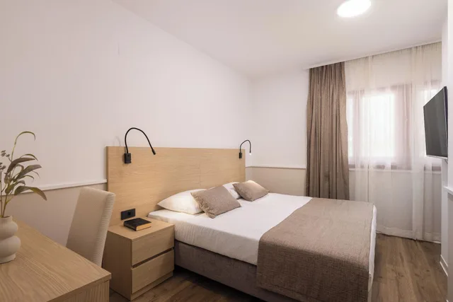 شقة بشرفة بغرفتي نوم في الطابق الأرضي، APARTHOTEL TAMARIS 1/3