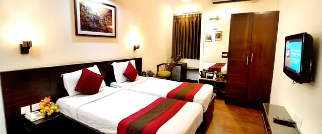 غرفة ديلوكس بسريرين منفصلين، Crystal Inn Hotel 2/6