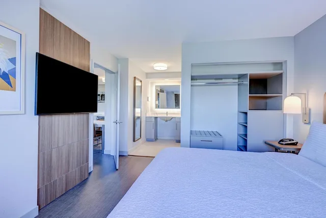 جناح كبير بسريرين كوين، Homewood Suites By Hilton Anaheim-Main Gate Area 6/10