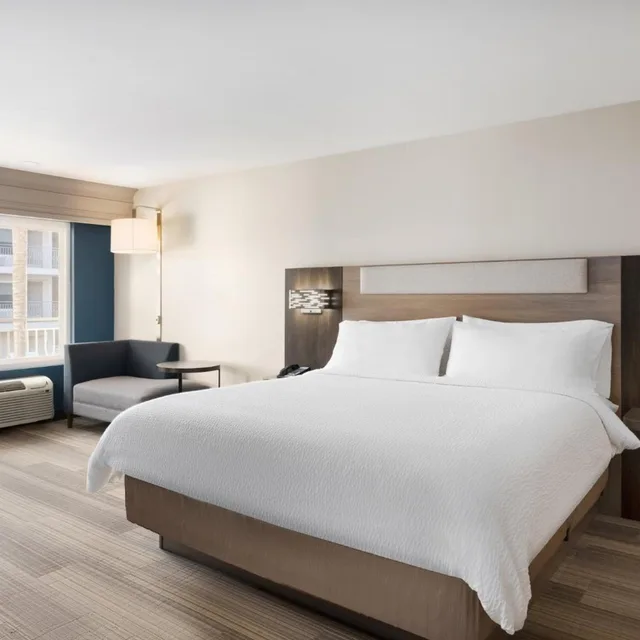 جناح بغرفة نوم واحدة، Holiday Inn Express Simi Valley 2/3
