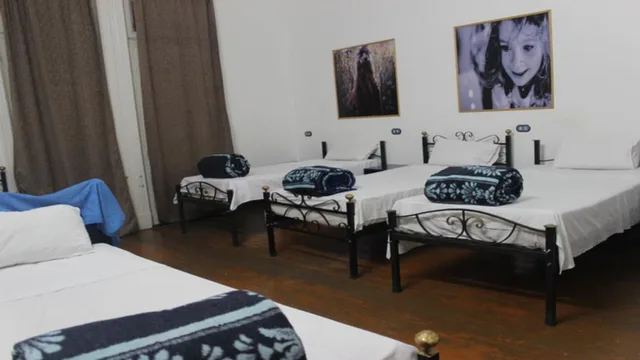 غرفة رباعية بحمام مشترك، Meramees Hostel 2/2