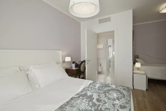 غرفة كلاسيكية ثلاثية بسرير مزدوج مع أريكة، Chiara Lodge 2/3