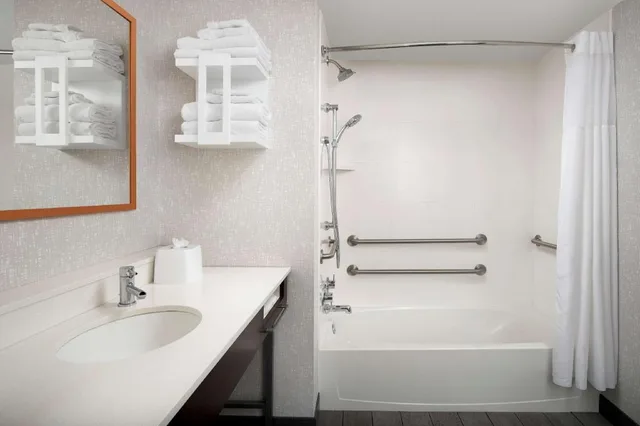 جناح استوديو بسريرين كوين مع أريكة لذوي الإعاقة، Hampton Inn Suites Rapid City Rushmore Sd 6/9