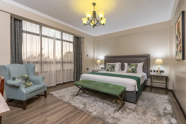 غرفة عائلية بسرير كينج وسرير فردي، Fair Acres Boutique Hotel 1/3