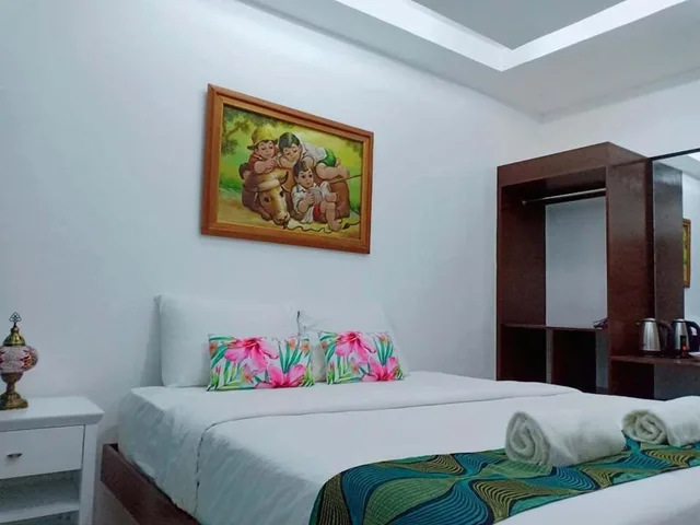 غرفة ديلوكس بسرير كينج، DISCOVER BORACAY HOTEL AND SPA 2/8
