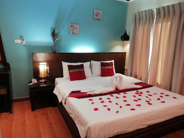غرفة عائلية رباعية بسرير مزدوج وسريرين منفصلين، MANDALA HOUSE 4/8