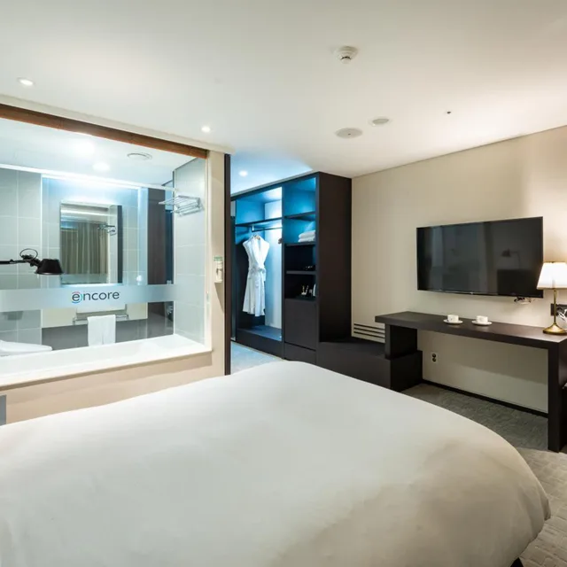 غرفة بسرير مزدوج، Ramada Encore by Wyndham CheonAn 2/4