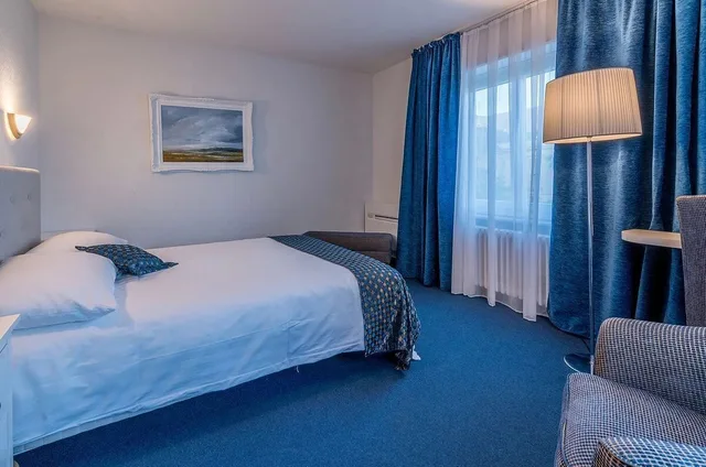 Room, Single, Harbour Side، Hotel Touring au Lac 7/11