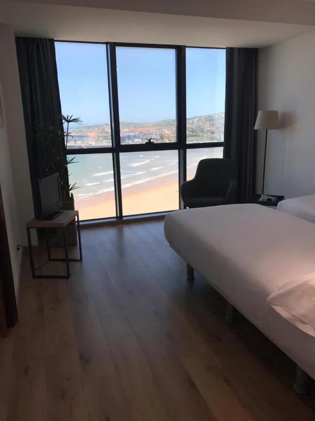 غرفة عائلية بسرير فردي بإطلالة على البحر، Principe de Asturias Hotel 7/8