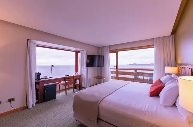 جناح جونيور بسرير كينج، Wyndham Puerto Varas Pettra 1/10