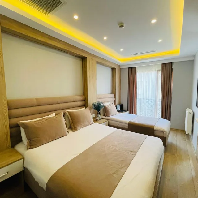 غرفة قياسية ثلاثية، Zem Hotel 3/7