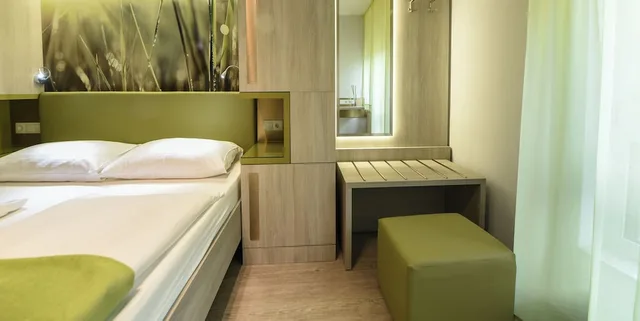 Plus, Single, Queen Bed، Hotel Am Spichernplatz 3/6