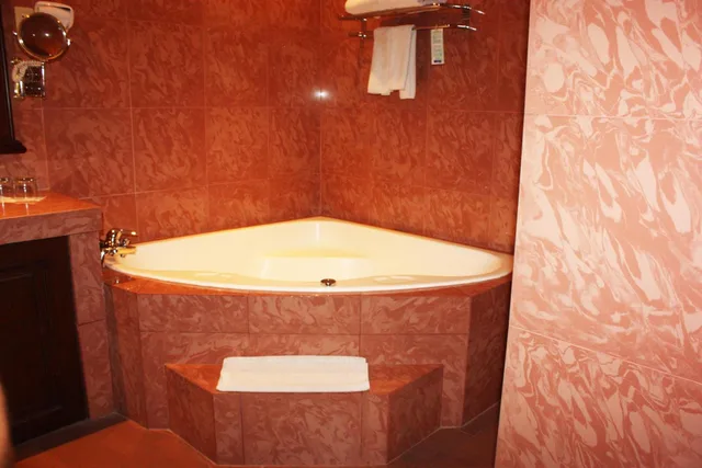 جناح شهر العسل، Travellers Suites Serviced Apartments 7/8