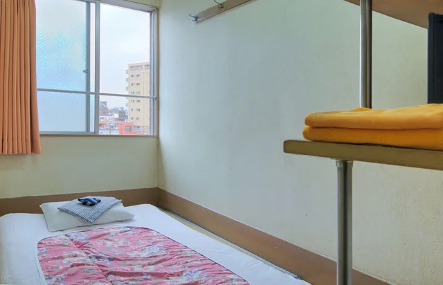 Standard, Single, 2 Double Beds, Shared Bathroom، Asakusa Fukudaya 1/2