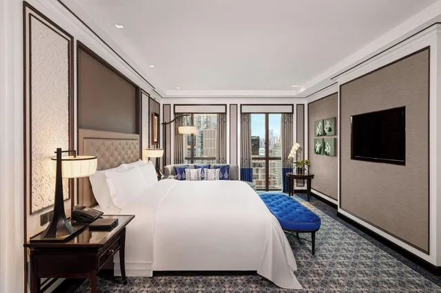 جناح بسرير كينج، THE ATHENEE HOTEL, A LUXURY COLLECTION HOTEL BANGKOK 3/4