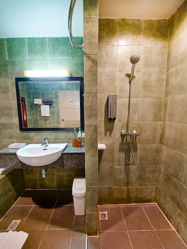Aqua Pura, Twin Beds, Pool Access، Kata Sea Breeze Resort 8/10