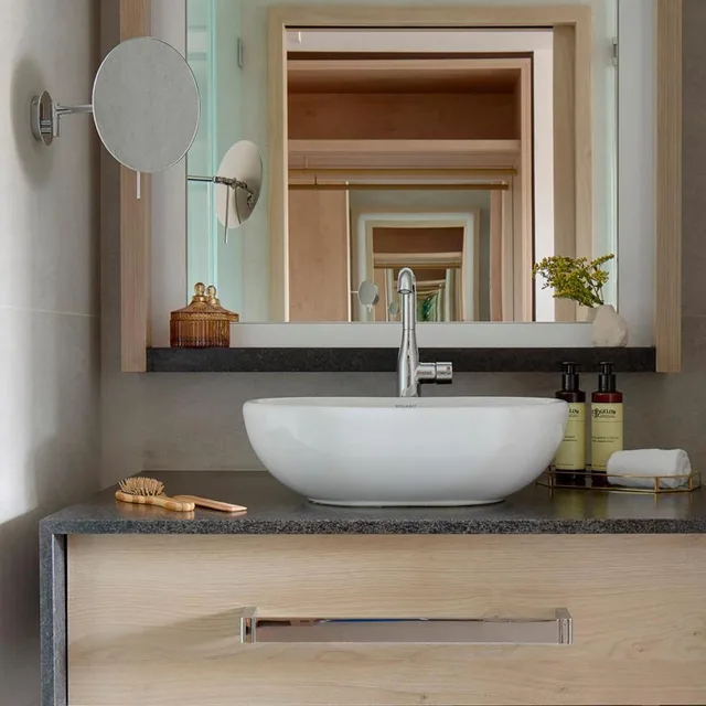 2 Bedrooms, Extra Me, Junior Suite, Single Bed، ME Barcelona 3/3
