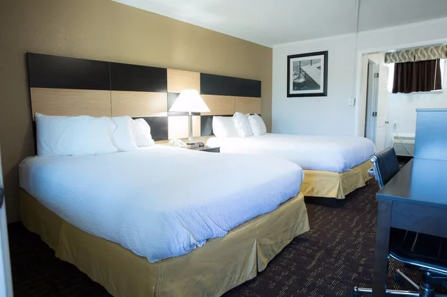 Standard, 2 Beds, Eastern Inn 8/10