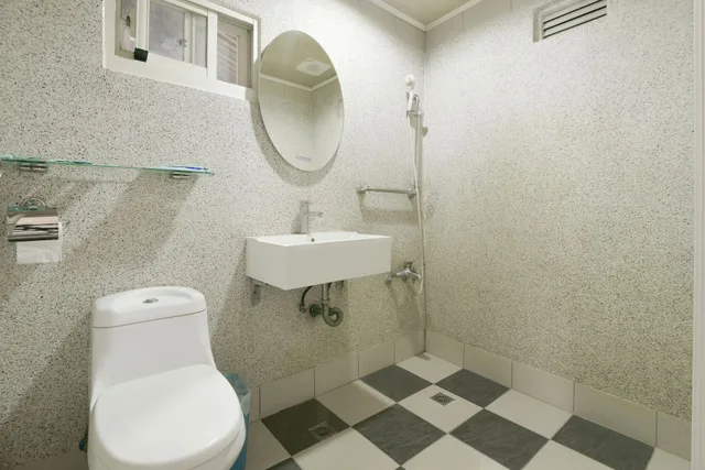 Deluxe, Quadruple, 2 Double Beds, Raise Hotel Taichung 5/6