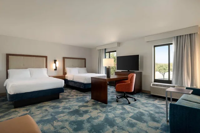 جناح استوديو بسريرين كوين، Hampton Inn Suites San Marcos 1/3