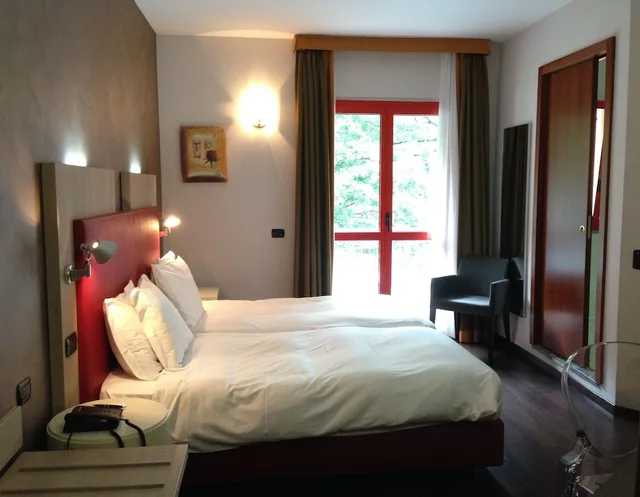 Room, Twin Beds, Lobby Floor، Hotel L'approdo 2/5