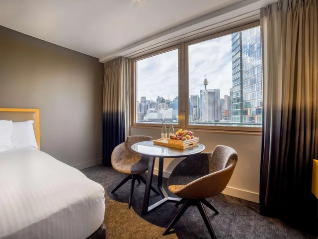 غرفة ديلوكس بسرير كوين بإطلالة على المدينة، Novotel Sydney On Darling Harbour 2/9