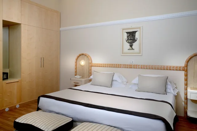 غرفة ديلوكس بسريرين منفصلين، Grand Hotel Vittoria 3/10