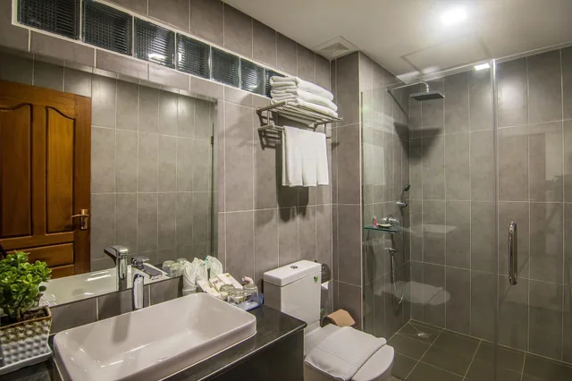 Deluxe, Suite, Multiple Beds, City View, Balcony، Chhaylong Angkor Boutique Hotel 5/5