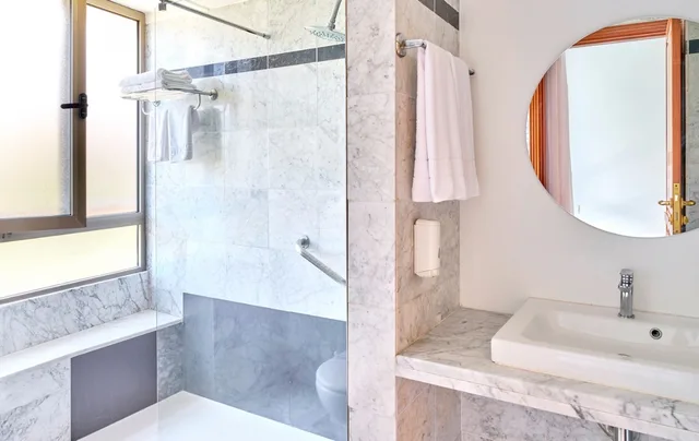 Superior Double Single Use Park View، Torre del Conde 2/2