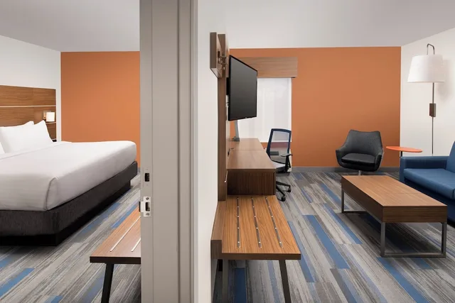 جناح بسرير كينج لذوي الإعاقة، Holiday Inn Express Suites College Park University Area 2/6