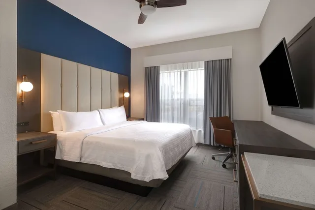 Suite, 2 King Beds, Homewood Suites by Hilton Jackson-Ridgeland 3/7