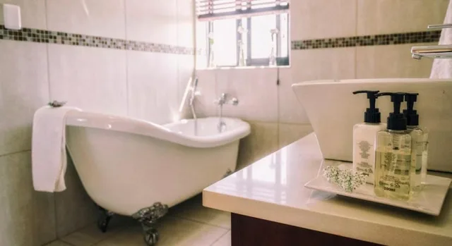 غرفة فاخرة بسرير كينج بغرفة نوم واحدة، Stone Olive Guest House 6/7