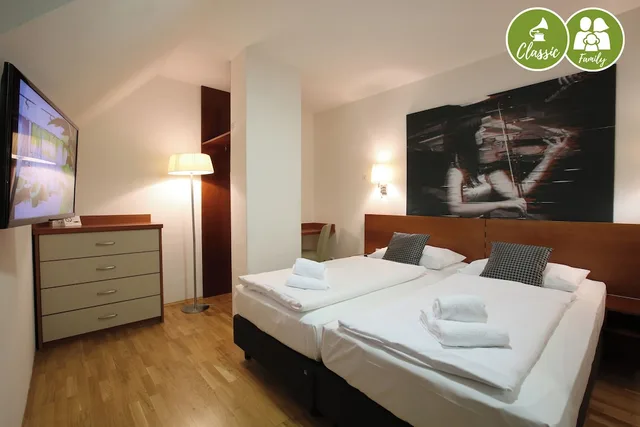 غرفة عائلية بسريرين كوين، arte Hotel Wien Stadthalle 4/10