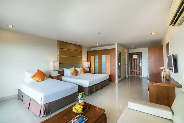 غرفة ديلوكس عائلية بسرير كينج وسرير فردي بإطلالة على البحر، Bella Villa Cabana 4/10