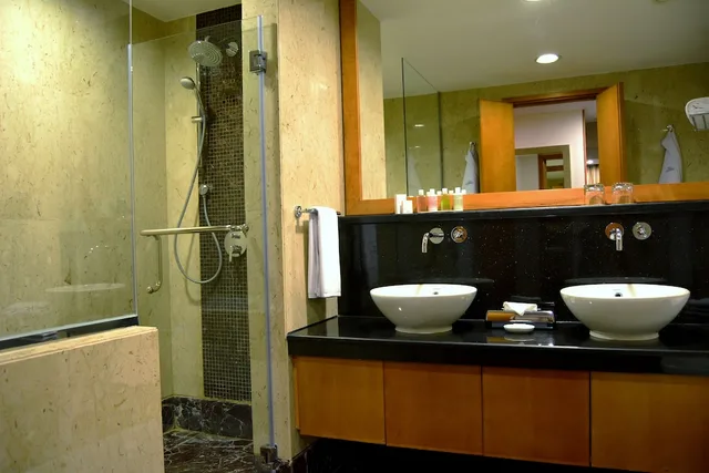 شقة بسريرين منفصلين وسريرين كينج بـ3 غرف نوم، Fraser Suites Seef Bahrain 5/10