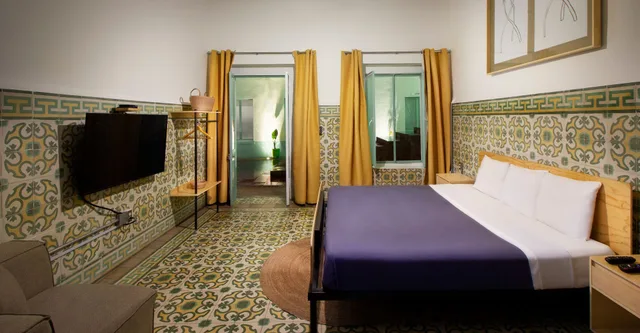 1 Bedroom, Traditional, Quadruple, King Bed, Bunk Bed, Private Bathroom, Casa MX Alameda 3/4