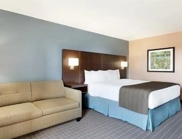 جناح بسرير كينج، Days Inn Stephenville 3/5