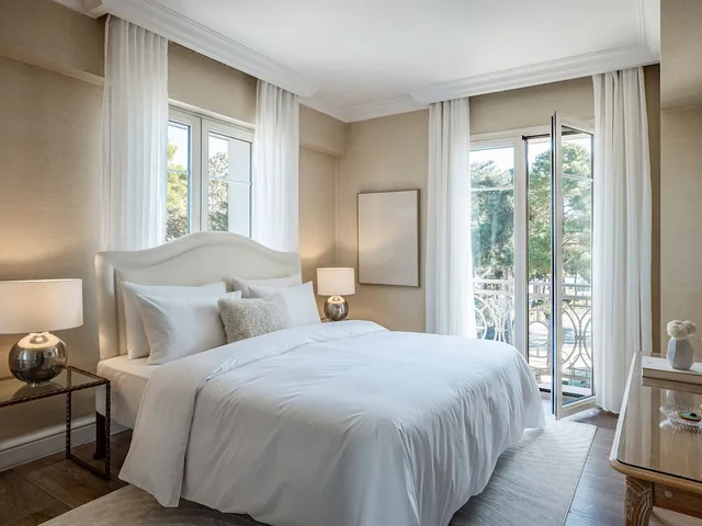 جناح تنفيذي بسرير كوين بإطلالة على الحديقة، Grecotel Larissa Imperial 3/7