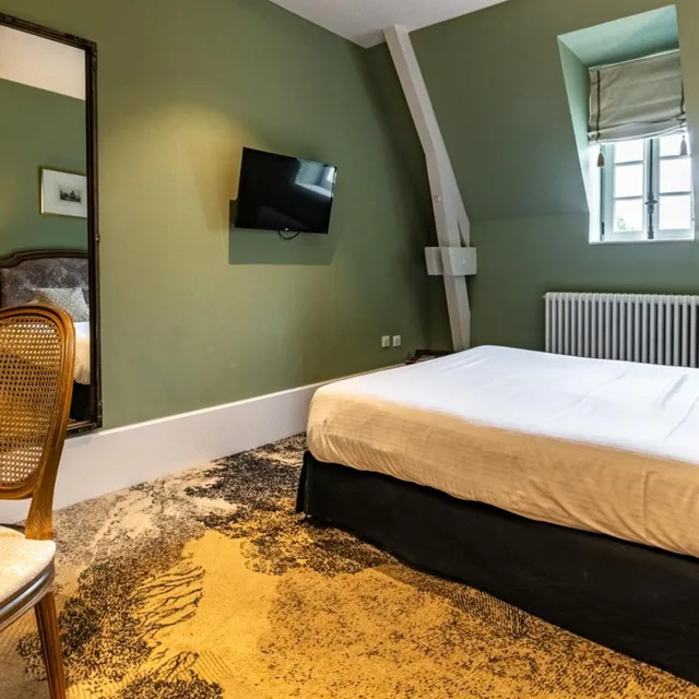 غرفة قياسية بسرير كينج، Chateau De Saulon 6/10