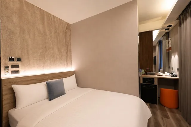 غرفة قياسية بسرير كوين، Galaxy Mini Inn 1/9
