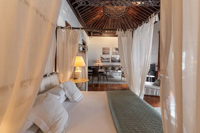 جناح بسرير كوين في المبنى الرئيسي، ISLA BAJA SUITES 5/10