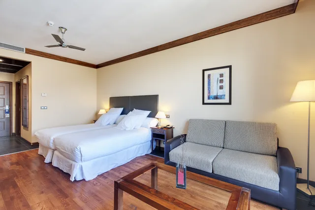 غرفة فاخرة، Hotel Real Golf Spa Badaguas Jaca 1/2